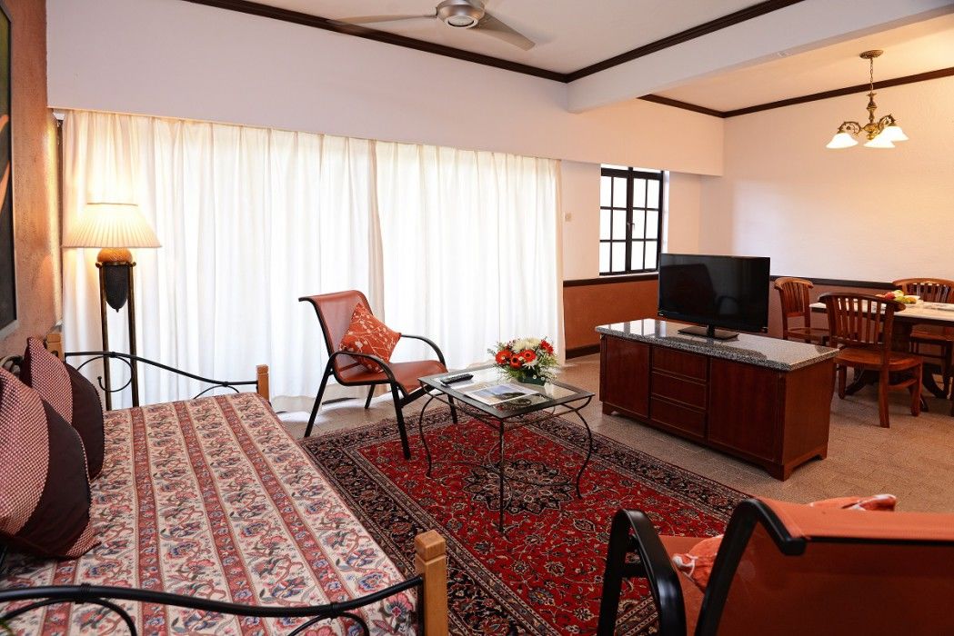 Holiday Villa Beach Resort צראטינג מראה חיצוני תמונה
